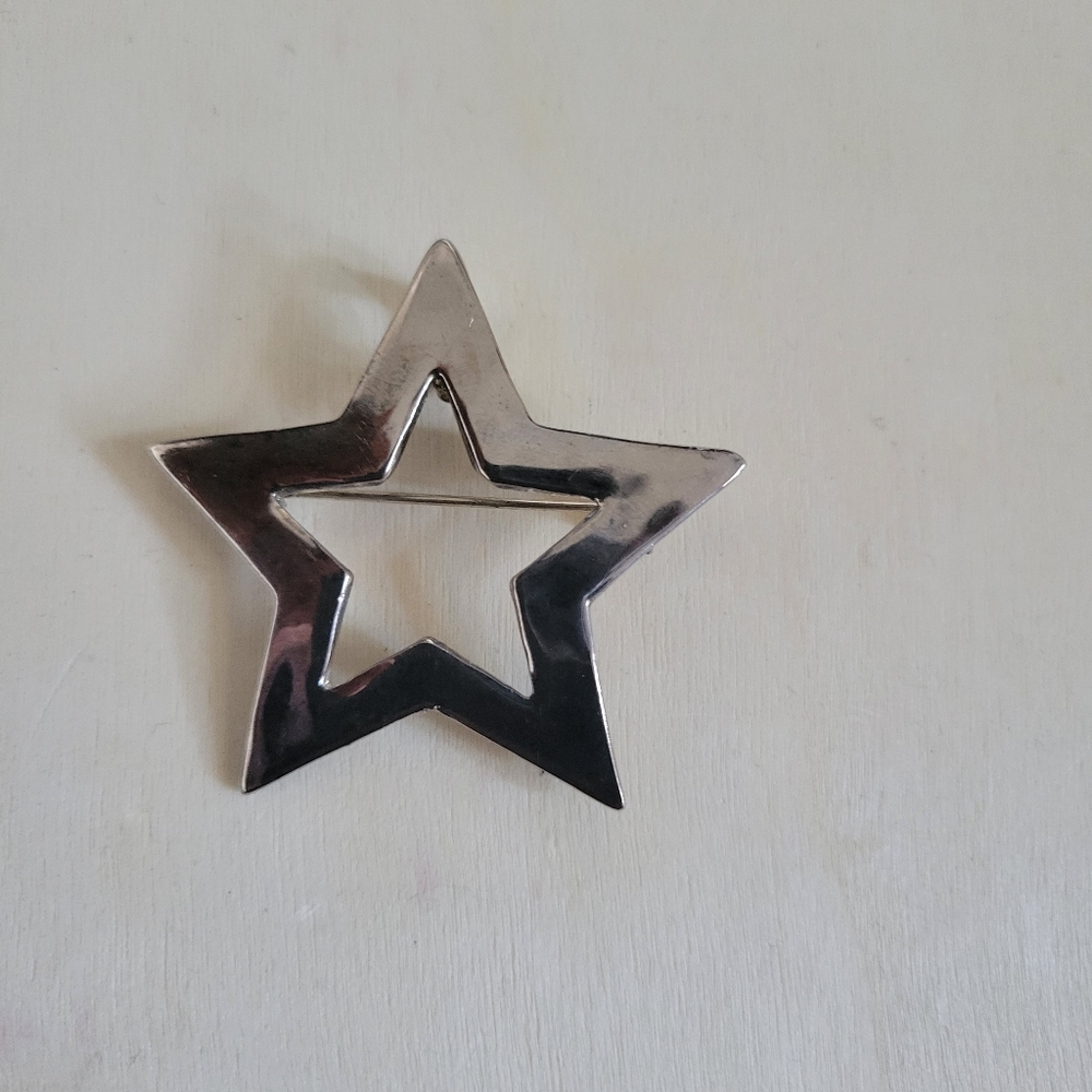 Sterling silver star brooch